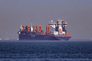 හෝමූස් සමුද්‍ර සන්ධියෙන් යන්න චීන නැව්වලට පමණක් ඉරානය අවසර