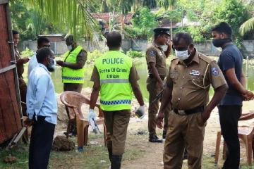 "என்னைத் தேடவேண்டாம்" வீட்டை விட்டு வெளியேறிய 12 வயது சிறுமி: வெளிவரும் பின்னணி