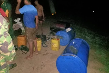 கசிப்பு விற்பனையில் ஈடுப்பட்ட இருவர் கைது (Video)