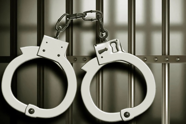 ஐந்து பெண்கள் அதிரடியாக கைது! | Five Women Arrested In Action