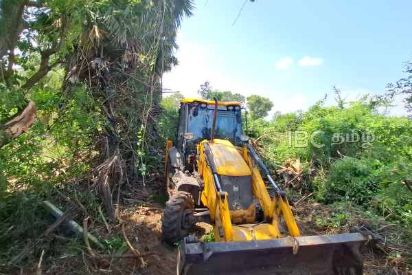 மட்டக்களப்பில் 40 வருடங்களின் பின் மீண்டும் திறக்கப்பட்ட வீதி | Road Reopened In Batticaloa After 40 Years
