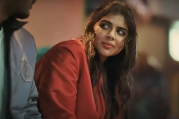 பாக்ஸ் ஆபிஸ்: மாபெரும் வசூல் சாதனை படைத்த லோகா.. சோலோவாக மாஸ் காட்டிய நடிகை கல்யாணி