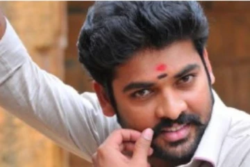 நடிகர் விமலின் மனைவி என்ன தொழில் செய்கின்றார் தெரியுமா? இவ்வளவு பெரிய குழந்தைகள் வேற இருக்கா! தீயாய் பரவும் புகைப்படங்கள்