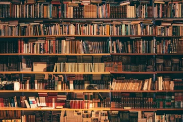 පොත් මිල දෙගුණයක් වෙයි..?පොත් ප්‍රකාශකයන්ගේ සංගමයෙන් ප්‍රකාශයක්..!