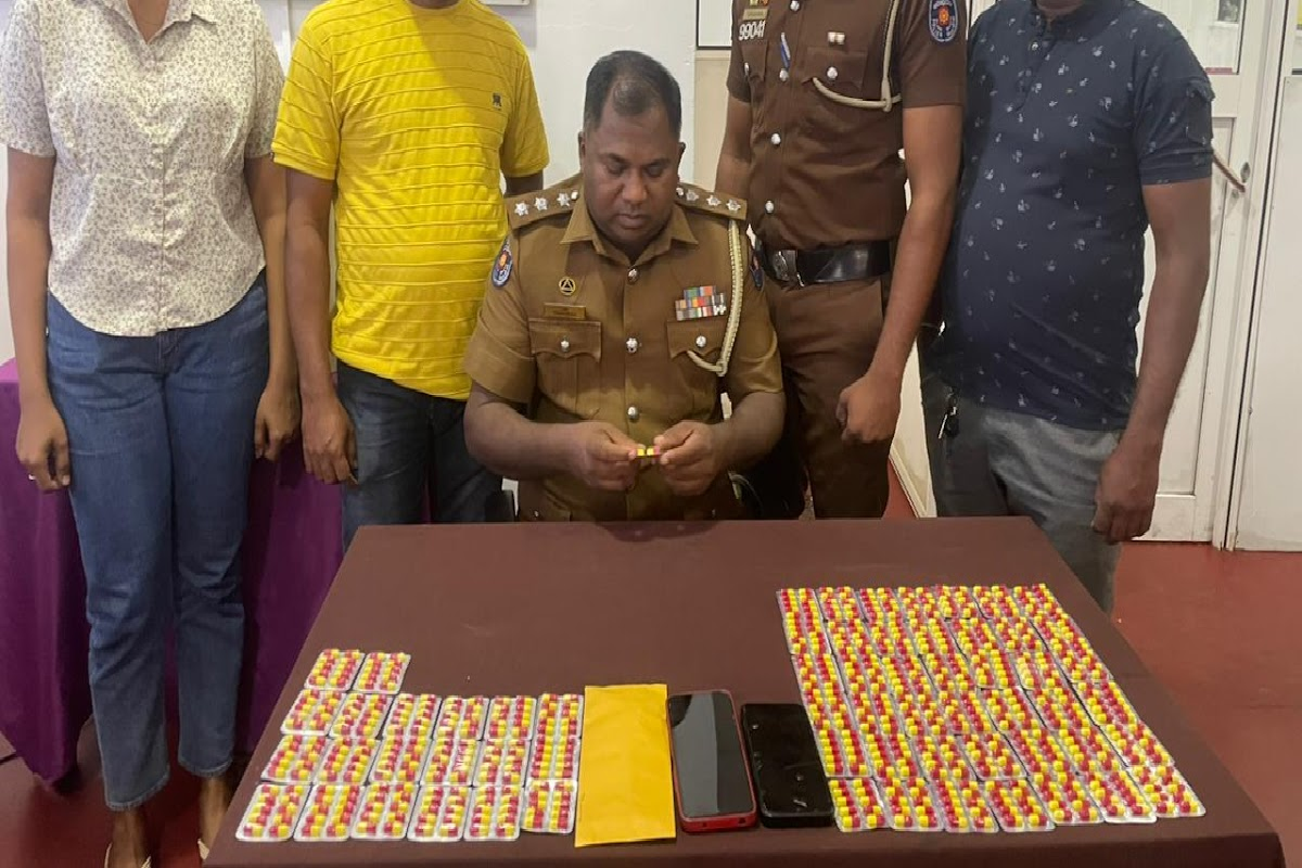 யாழில் இரகசிய தகவலால் மோசமான செயல் அம்பலம் ; கொழும்பு ஆணும் பெண்ணும் கைது | Man And Woman From Colombo Arrested In Jaffna