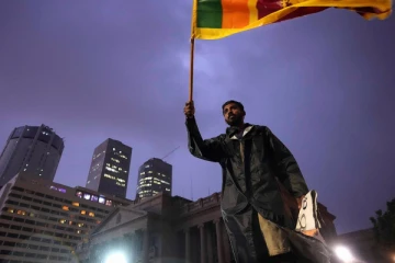 வெல்லப்போவது சந்தர்ப்ப அரசியலா? ? பொதுமக்கள் எழுச்சியா? நெருக்கடி நிலைக்குள் தொடர்ந்தும் கோட்டாபய