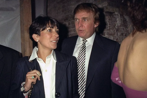 நண்பர் ட்ரம்பிடம் உதவி கோரும் குற்றவாளியின் காதலி; வெளியான ரகசிய தகவலால் பரபரப்பு | Ghislaine Request To Trump For Prison Release