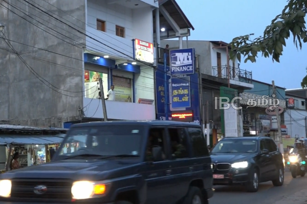 மட்டுவில் பிரதமரின் பாடசாலை நிகழ்வில் புறக்கணிக்கப்பட்ட ஊடகவியலாளர்கள்! | Journalists Denied Access During Pm Visit