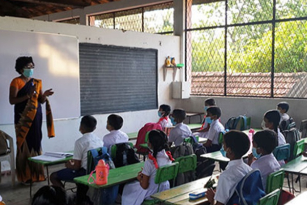 ஜனாதிபதி நிதியம் மக்களின் நிதியம் : ஹரிணி பகிரங்கம் | Who Achieved Best Results In The A L Exam Honored ஜனாதிபதி நிதியம் மக்களின் நிதியம் : ஹரிணி பகிரங்கம் | Who Achieved Best Results In The A L Exam Honored