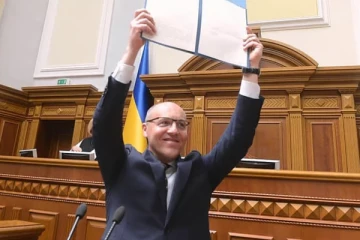 உக்ரைன் முன்னாள் சபாநாயகர் சுட்டுக் கொலை