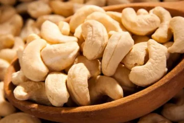 ஊறவைத்த முந்திரி பருப்பை சாப்பிடுவதால் என்ன மாதிரியான பலன்கள் கிடைக்கும் தெரியுமா?