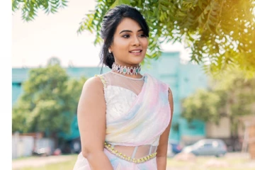 திவ்யா துரைசாமி அசத்தலான லேட்டஸ்ட் புகைப்படங்கள்