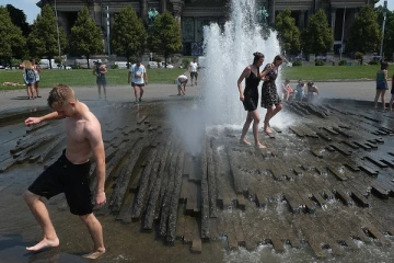 அமெரிக்காவில் அதீத வெப்பத்தால் 147 பலி!