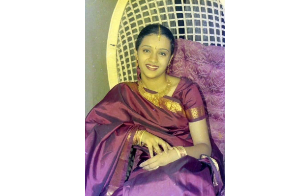 நடிகை திரிஷாவா இது? சினிமாவிற்கு வரும் முன்னே எப்படியிருந்திருக்கார்னு பாருங்க! வைரல் போட்டோ | Actress Trisha Old Photo Now Viral