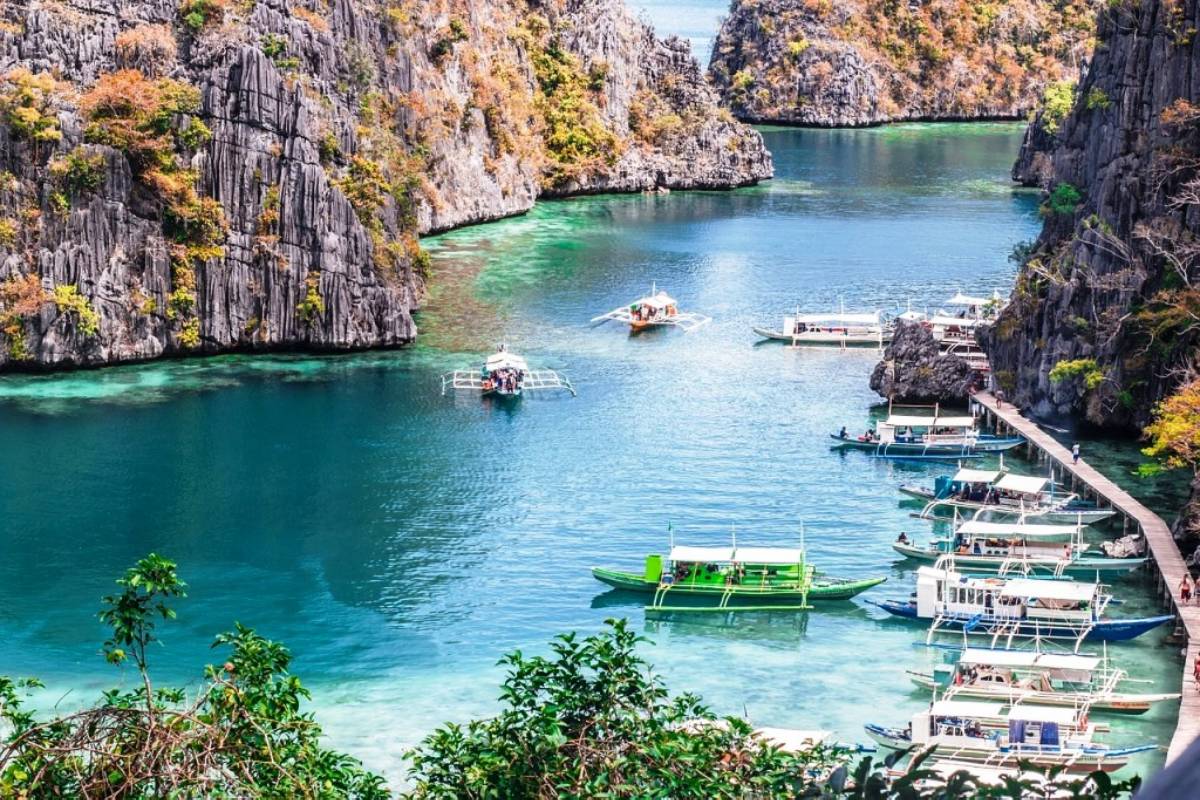 முழு தீவையும் ஆட்சி செய்யும் ஏஐ - எங்கே தெரியுமா? | Philippines Sensai Island To Govern By Ai
