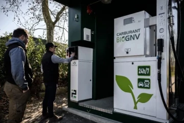 பிரான்சில் ஒரு வித்தியாசமான எரிவாயு நிலையம்: ஒரு சுவாரஸ்ய செய்தி