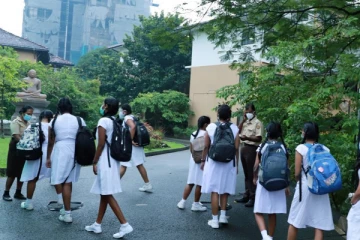 விடுமுறை நாட்களில் ஏற்பட்ட மாற்றம்: மாணவர்களுக்கு முக்கிய அறிவித்தல்