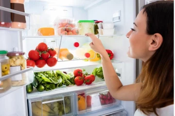 இந்த மூன்று உணவுகளை தவறுதலாக கூட ஃபிரிட்ஜில் வைக்காதீங்க! ஏன் தெரியுமா?