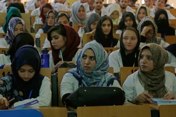 ஆப்கானிஸ்தானில் கட்டுப்பாடுகளுடன் திறக்கப்பட்ட பலக்லைக்கழகங்கள்