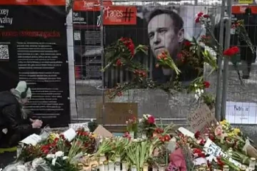 அலெக்சி நவால்னிக்கு அஞ்சலி செலுத்தும் நிகழ்ச்சியில் பங்கேற்றவர்களுக்கு நேர்ந்த நிலை!