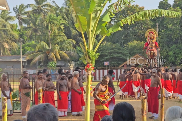 நல்லூர் கந்தசுவாமி கோயிலில் நடைபெற்ற மானம்பூ உற்சவம் | Manamboo Utsavam Held At Nallur Kandaswamy Temple