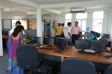 ஊழியர்களுக்கு விடுமுறை அளிக்க அமைச்சு கோரிக்கை