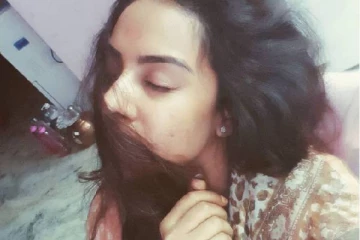 அந்தரங்க பொருளை சுத்தம் செய்ய வைத்த பிரபல நடிகர்!! வெட்டவெளிச்சமாக்கிய நடிகை ஸ்ரீரெட்டி