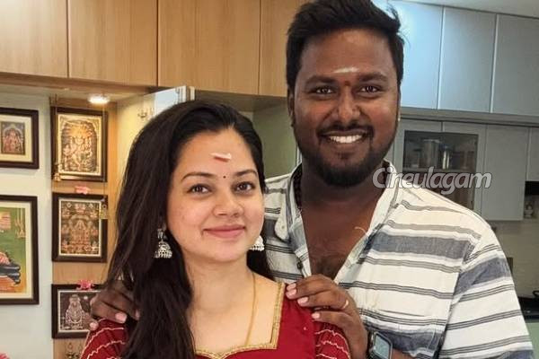 புதியதாக ஸ்கூட்டி வாங்கியுள்ள பிக்பாஸ் புகழ் அனிதா சம்பத்... புகைப்படம் இதோ | Anitha Sampath Buys New Thing For Her Home