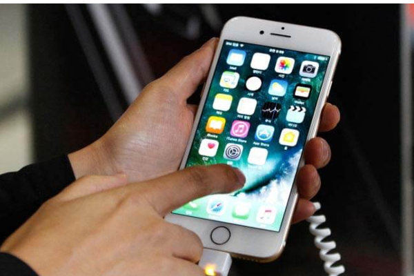 phone spy இல் காத்திருக்கும் பேராபத்து.... எச்சரிக்கை? 20 ஆபத்தான Android ஆப்கள் | Technology Flipkart Mobiles Bonanza Sale Now Live