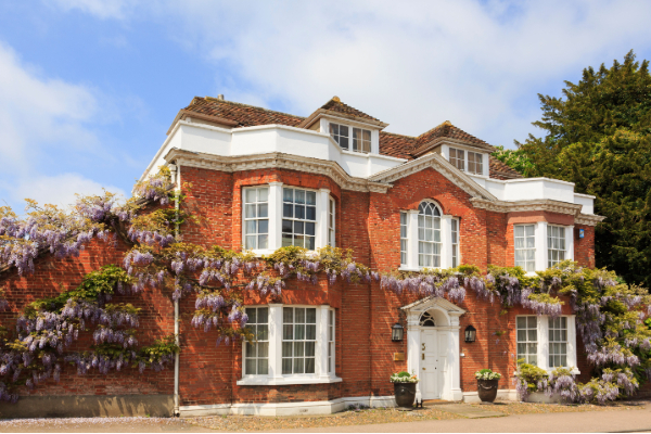 பிரித்தானியாவில் பெரிய வீடு வைத்திருப்பவர்களுக்கு உருவாகியுள்ள சிக்கல் | Uk To T Tax For Mansions Value 2 Million பிரித்தானியாவில் பெரிய வீடு வைத்திருப்பவர்களுக்கு உருவாகியுள்ள சிக்கல் | Uk To T Tax For Mansions Value 2 Million