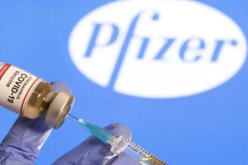 வவுனியாவில் பாடசாலை மாணவர்களுக்கு பைசர் தடுப்பூசி