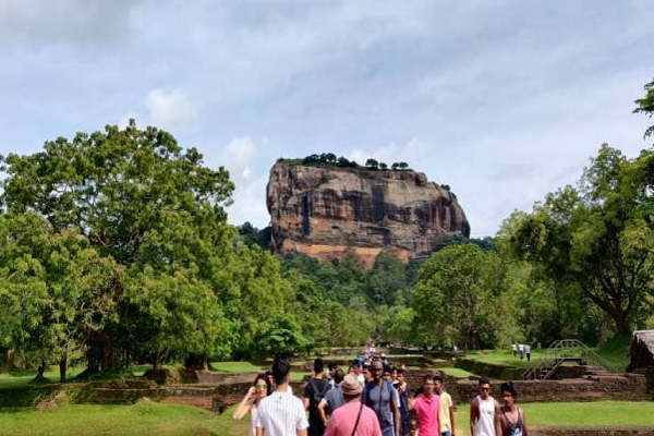 இலங்கை வரும் சுற்றுலாப் பயணிகளுக்கு வெளியான முக்கிய தகவல்! | Tourism App Safety Of Tourists Coming To Sri Lanka