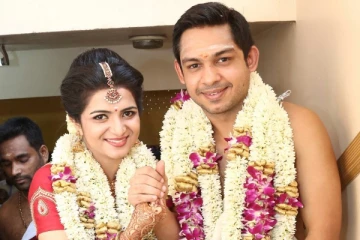 வேறொரு ஆணுடன் காட்டிய நெருக்கம் தான் டிடி-யின் விவாகரத்துக்கு காரணமாம்.. யார் அந்த நபர்