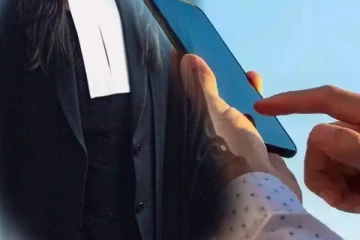 பெண் சட்டத்தரணிக்கு ஆபாச புகைப்படங்களை அனுப்பிய நபர்