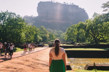 முதலுதவி வசதி இல்லாததால் சிகிரியாவில் சுற்றுலாப் பயணி உயிரிழப்பு