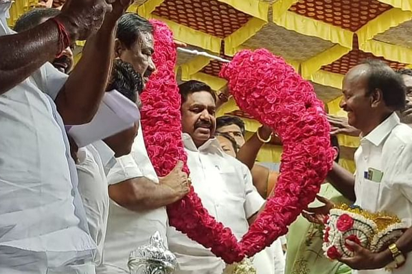 இனி பூங்கொத்தெல்லாம் வேண்டாம் -இது தான் எனக்கு மகிழ்ச்சி - இபிஎஸ் Strict அட்வைஸ்..! - தமிழ்நாடு
