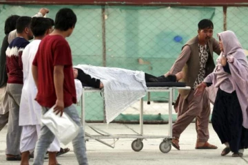 ஆப்கானிஸ்தான் உள்ள பள்ளியில் குண்டு வெடிப்பு: 25 பேருக்கு நேர்ந்த பரிதாபம்!