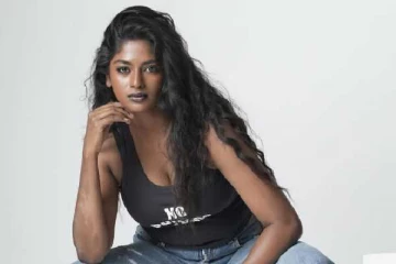 நடிகை வினுஷா தேவியின் ரீசெண்ட் பிளாக்‌ஷேட் போட்டோஷூட்..