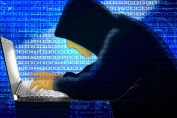 வெளிநாடுகளில் பாரிய நிதி மோசடி - கட்டுநாயக்க விமான நிலையத்தில் சிக்கிய இளைஞன்