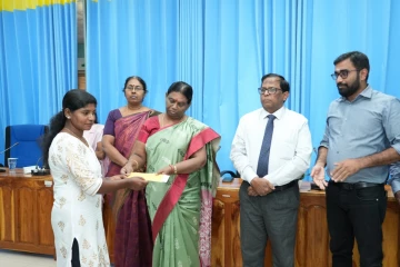 வீடமைப்புத் திட்டத்துக்கான பயனாளிகள் தெரிவில் அரசியல் தலையீடுகள் இல்லை:வடக்கு ஆளுநர்
