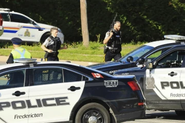 கனடாவில் பல பெண்களை ஏமாற்றிய மோசடி பெண்! பொலிஸார் விடுத்துள்ள கோரிக்கை