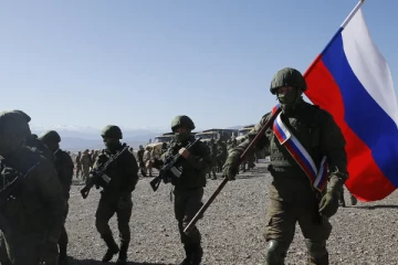 மனைவியை காப்பாற்ற ரஷ்ய கூலிப்படையில் இணைந்த இலங்கையரின் பரிதாப நிலை!