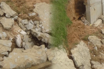 போக்குவரத்து செய்ய முடியாத அளவிற்கு வெள்ளத்தால் சேதமடைந்துள்ள மட்டக்களப்பு வீதிக்கட்டமைப்பு