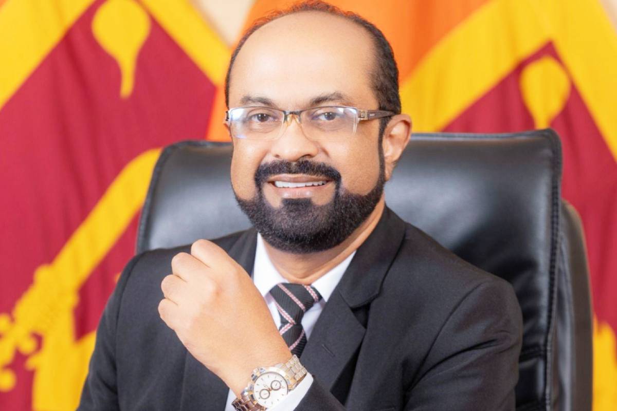 அமைச்சரவை முழுதும் சிறை செல்ல நேரிடும்! கடும் தொனியில் எச்சரிக்கும் மொட்டு எம்.பி | Chanaka Warns That Entire Cabinet Could Go To Jail