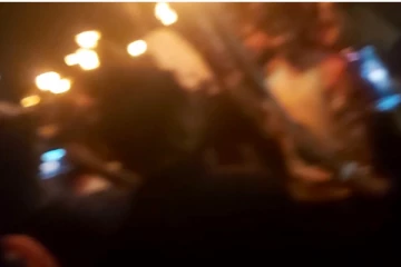 කැළණිය විශ්ව විද්‍යාලය අසල සිසු විරෝධතාවයක්.. සිසුන් 4 දෙනෙකු අත්තඩංගුවට (VIDEO).