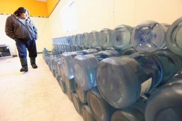 24 ஆண்டுகளாக சுத்தமான குடிதண்ணீருக்காக காத்திருந்த கனேடிய நகர மக்களுக்கு கிடைத்துள்ள மகிழ்ச்சியான செய்தி