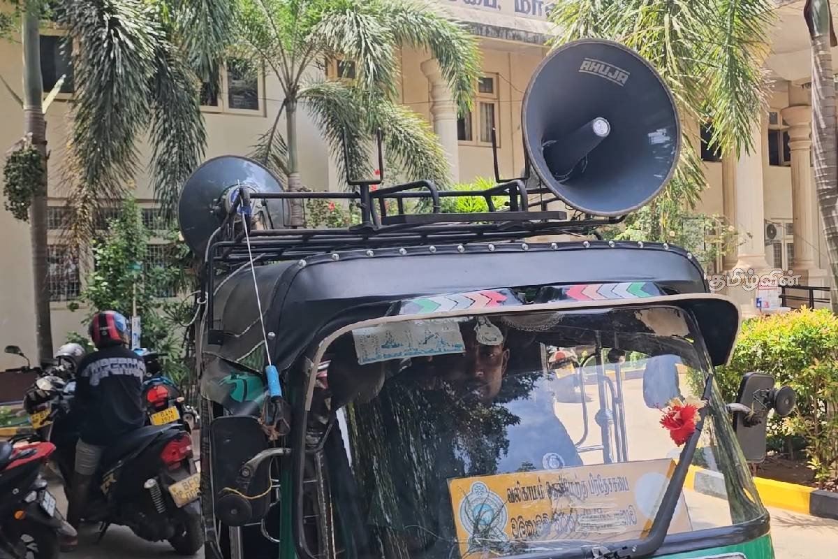 யாழில் ஆலயத்திற்கு சென்றவர்களுக்கு எச்சரிக்கை – கண் பரிசோதனை செய்ய அறிவுறுத்தல் | Excessive Use Of Lighting At A Temple In Jaffna யாழில் ஆலயத்திற்கு சென்றவர்களுக்கு எச்சரிக்கை – கண் பரிசோதனை செய்ய அறிவுறுத்தல் | Excessive Use Of Lighting At A Temple In Jaffna