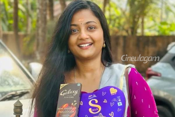 பிறந்தநாளை கோலாகலமாக கொண்டாடிய சிறகடிக்க ஆசை சீரியல் கோமதி ப்ரியா... போட்டோஸ் இதோ | Serial Actress Gomathi Priya Birthday Celeb Photos