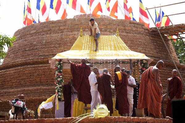 ஓர் மதத்தை அவமதித்து பௌத்த மதத்தை திணிக்க முடியாது - சகலருக்கும் உடனடித் தண்டனை! | Mullaitivu Kurunthur Malai Illegal Occupation