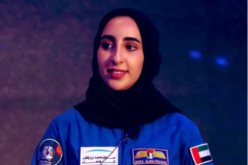 துபாயில் இருந்து விண்வெளி செல்லும் 28 வயது இளம்பெண்!